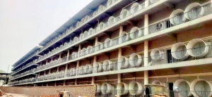 樓房養(yǎng)豬大風(fēng)量通風(fēng)